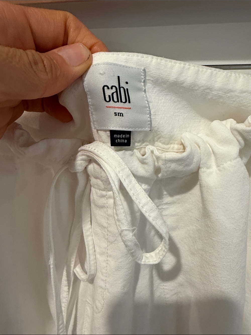Cabi linen lyocell white draw string pants with pockets - Picture 4 of 6